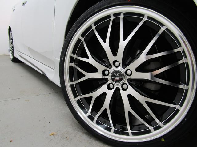 プリウス SセーフティプラスII 後期型 リヤトラフィックアラート ブラインドスポットモニター ロードサインアシスト 新品フルエアロ 新品19インチAW 新品タイヤ ナビBカメラ ブルートゥース ドラレコ AC電源 セーフティセンスP(5枚目)