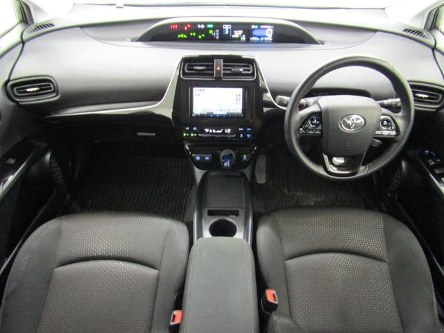 プリウス SセーフティプラスII 後期型 リヤトラフィックアラート ブラインドスポットモニター ロードサインアシスト 新品フルエアロ 新品19インチAW 新品タイヤ ナビBカメラ ブルートゥース ドラレコ AC電源 セーフティセンスP(40枚目)