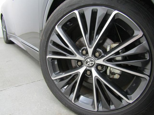 プリウス Ｚ　黒革エアシート　モデリスタフルエアロ　１９インチＡＷ　１２．３インチディスプレイオーディオ　ナビ　３６０カメラ　パワーバックドア　デジタルインナーミラー　ドラレコ　置くだけ充電　ＡＣ電源　ミラキャスト（5枚目）