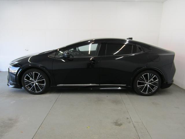 プリウス Ｚ　黒革エアシート　モデリスタフルエアロ　１９インチＡＷ　１２．３インチディスプレイオーディオ　ナビ　３６０カメラ　パワーバックドア　デジタルインナーミラー　ドラレコ　置くだけ充電　ＡＣ電源　ミラキャスト（54枚目）