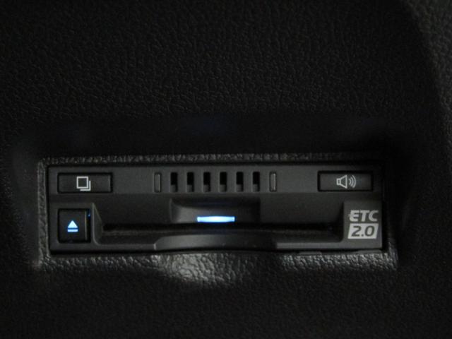 プリウスＰＨＶ Ｓナビパッケージ　後期型　モデリスタフルエアロ　新品１９インチＡＷ　新品タイヤ　黒革調シート　１１．６インチナビ　パノラミックビューモニター　ドラレコ　ＡＣ電源　ブラインドスポットモニター　セーフティセンスＰＫＧ（46枚目）