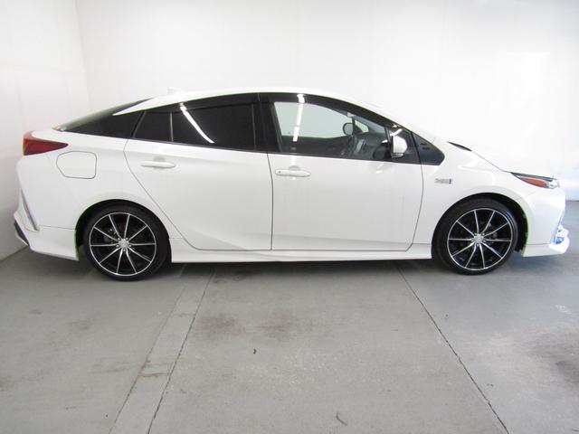 プリウスPHV Sナビパッケージ TRD/モデリスタフルエアロ 18インチAW 11.6インチナビBカメラ ブルートゥース ドラレコ クリアランスソナー セーフティセンスPKG レーダークルーズ プリクラッシュセーフティ レーンキープ(43枚目)