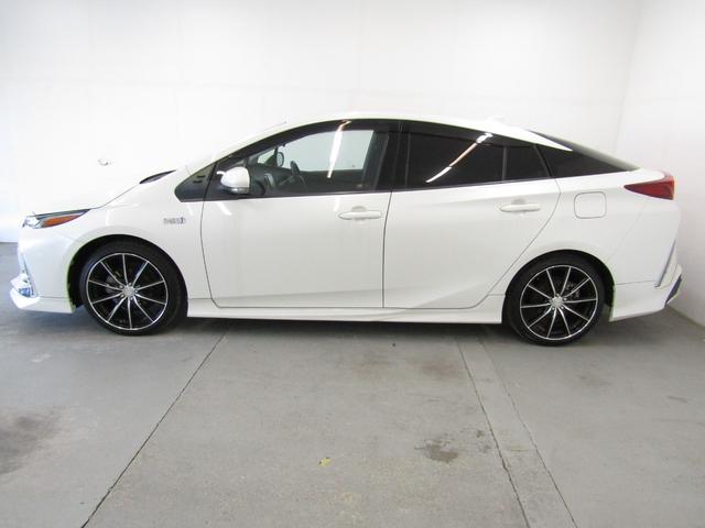 プリウスPHV Sナビパッケージ TRD/モデリスタフルエアロ 18インチAW 11.6インチナビBカメラ ブルートゥース ドラレコ クリアランスソナー セーフティセンスPKG レーダークルーズ プリクラッシュセーフティ レーンキープ(44枚目)