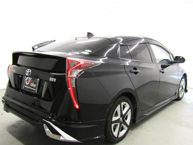 プリウス Ａツーリングセレクション　黒革シート　フルエアロ　１７インチＡＷ　９インチナビＢカメラ　ドラレコ　ＡＣ電源　ブラインドスポットモニター　ヘッドアップディスプレイ　クリアランスソナー　パーキングアシスト　セーフティセンスＰＫＧ（3枚目）