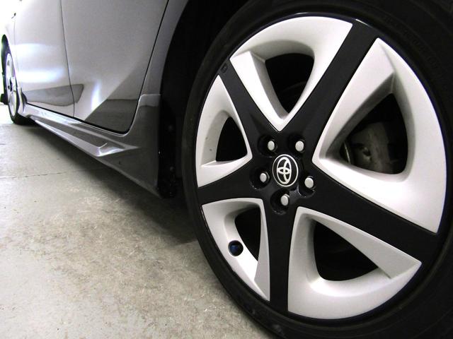 プリウス Ａツーリングセレクション　黒革シート　フルエアロ　１７インチＡＷ　９インチナビＢカメラ　ドラレコ　ＡＣ電源　ブラインドスポットモニター　ヘッドアップディスプレイ　クリアランスソナー　パーキングアシスト　セーフティセンスＰＫＧ（8枚目）