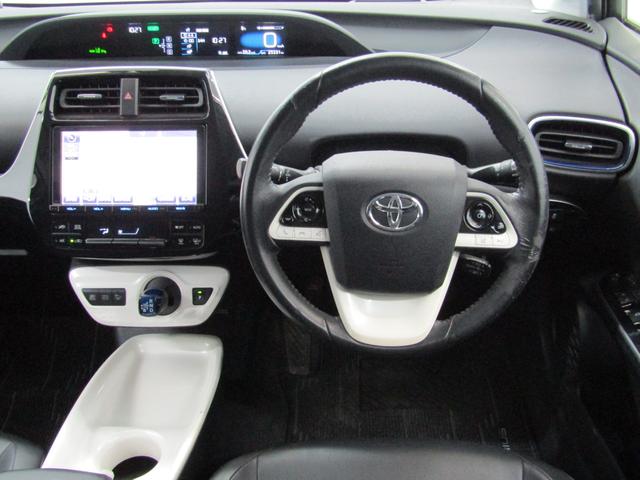 プリウス Ａツーリングセレクション　黒革シート　フルエアロ　１７インチＡＷ　９インチナビＢカメラ　ドラレコ　ＡＣ電源　ブラインドスポットモニター　ヘッドアップディスプレイ　クリアランスソナー　パーキングアシスト　セーフティセンスＰＫＧ（11枚目）