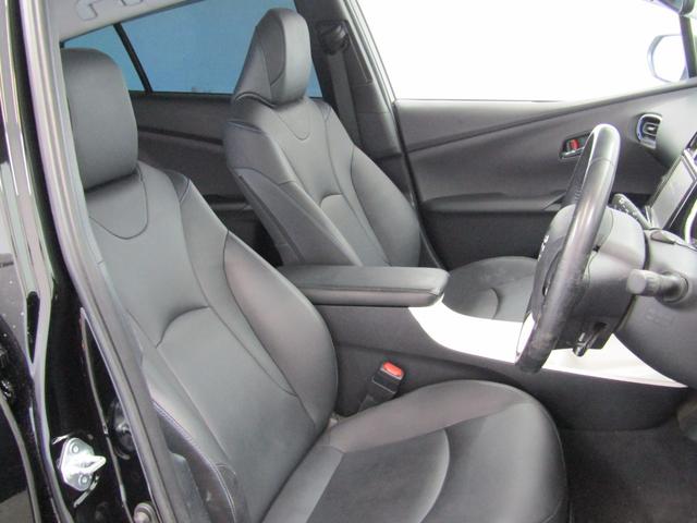 プリウス Ａツーリングセレクション　黒革シート　フルエアロ　１７インチＡＷ　９インチナビＢカメラ　ドラレコ　ＡＣ電源　ブラインドスポットモニター　ヘッドアップディスプレイ　クリアランスソナー　パーキングアシスト　セーフティセンスＰＫＧ（16枚目）