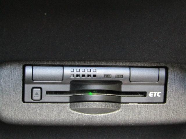 プリウス S 後期型 HIDヘッドライト ナビ バックカメラ ブルートゥース 地デジ ETC スマートキー(26枚目)