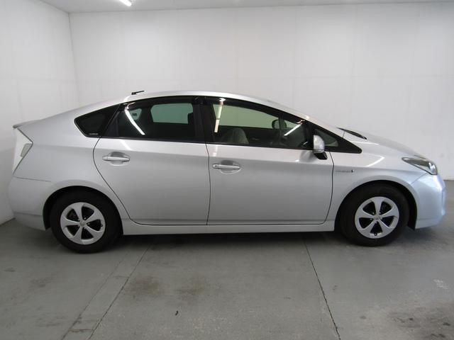 プリウス S 後期型 HIDヘッドライト ナビ バックカメラ ブルートゥース 地デジ ETC スマートキー(31枚目)