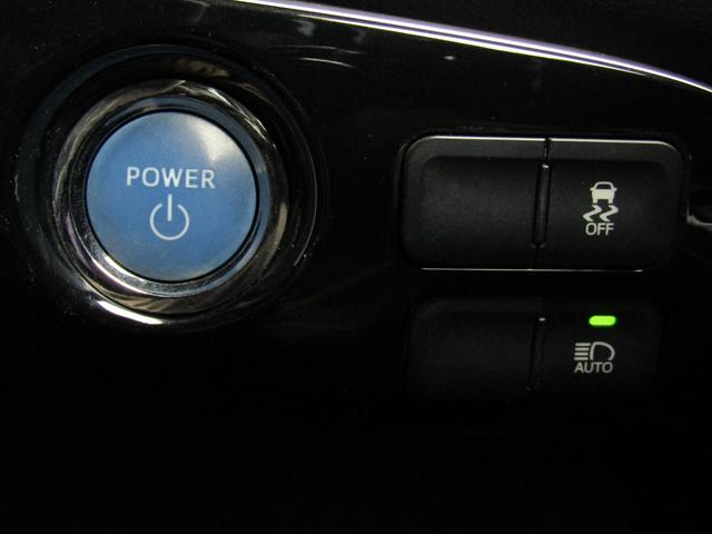 プリウス Ｓ　セーフティセンスＰＫＧ　新品フルエアロ　新品１９インチＡＷ　新品タイヤ　９インチナビＢカメラ　ブルートゥース　ドラレコ　レーダークルーズコントロール　プリクラッシュセーフティ　レーンキープアシスト（21枚目）