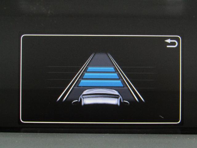 プリウスＰＨＶ Ａプレミアム　黒革シート　モデリスタエアロ　１７インチＡＷ　１１．６インチナビＢカメラ　ＪＢＬサウンド　ブラインドスポットモニター　ヘッドアップディスプレイ　クリアランスソナー　パーキングアシスト　セーフティセンス（21枚目）