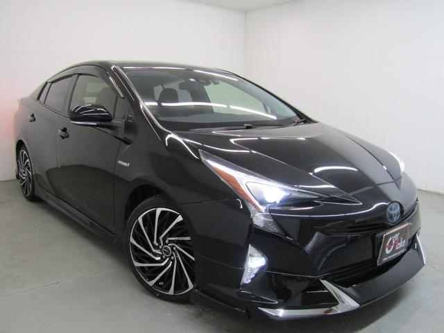 プリウス Sツーリングセレクション 黒革シート セーフティセンスPKG 新品フルエアロ 新品19インチAW 新品タイヤ 9インチBカメラ ブルートゥース シートヒーター レーダークルーズC プリクラッシュセーフティ レーンキープアシスト(6枚目)