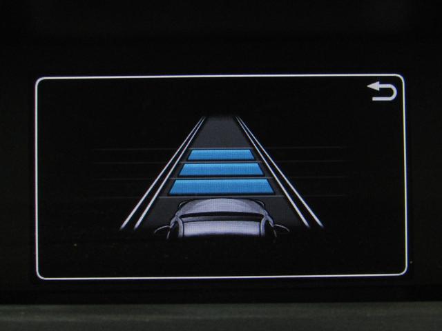 プリウス Sツーリングセレクション 黒革シート セーフティセンスPKG 新品フルエアロ 新品19インチAW 新品タイヤ 9インチBカメラ ブルートゥース シートヒーター レーダークルーズC プリクラッシュセーフティ レーンキープアシスト(18枚目)