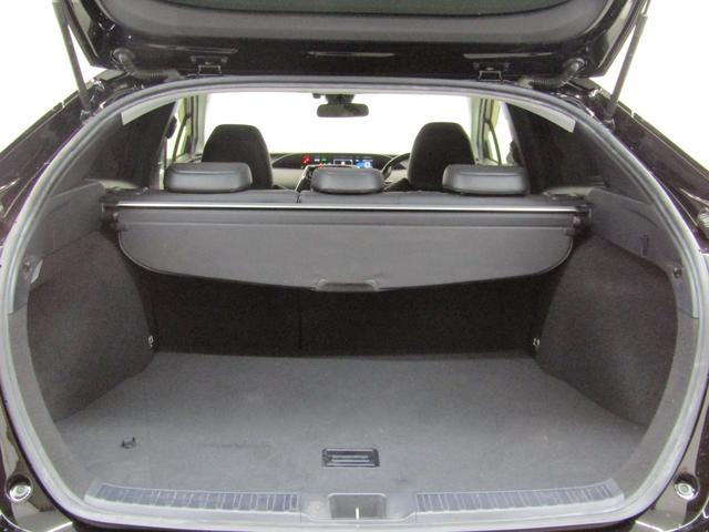 プリウス Sツーリングセレクション 黒革シート セーフティセンスPKG 新品フルエアロ 新品19インチAW 新品タイヤ 9インチBカメラ ブルートゥース シートヒーター レーダークルーズC プリクラッシュセーフティ レーンキープアシスト(34枚目)