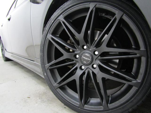 マークＸ ２５０Ｇ　イエローレーベル　後期型　新品フルエアロ　新品１９インチＡＷ　新品タイヤ　新品ローダウン　ＬＥＤ／ＨＩＤヘッドライト　クルコン　黒半革シート　８インチナビ　Ｂカメラ　地デジ　ブルートゥース　ＥＴＣ　スマートキー（5枚目）