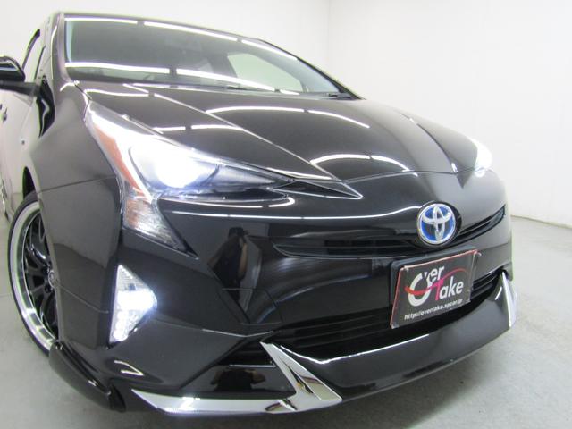 プリウス Ｓ　セーフティセンスＰＫＧ　新品フルエアロ　新品１９インチＡＷ　新品タイヤ　９インチナビＢカメラ地デジ　ブルートゥース　レーダークルーズＣ　プリクラッシュセーフティ　レーンキープアシスト　オートハイビーム（4枚目）