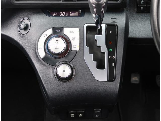 シエンタ Ｇ　純正９型ＳＤナビ　純正１２型後席モニター　全周囲カメラ　衝突被害軽減システム　スマートキー　ＥＴＣ２．０　オートエアコン　Ｂｌｕｅｔｏｏｔｈ接続（13枚目）