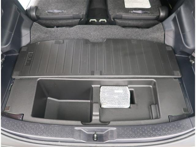 シエンタ Ｇ　純正９型ＳＤナビ　純正１２型後席モニター　全周囲カメラ　衝突被害軽減システム　スマートキー　ＥＴＣ２．０　オートエアコン　Ｂｌｕｅｔｏｏｔｈ接続（19枚目）