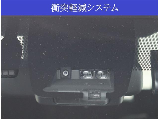 ヴォクシー ハイブリッドＺＳ　煌ＩＩ　衝突被害軽減装置　ＳＤナビ　フルセグ　ＣＤ　ＤＶＤ　ＵＳＢ　ＨＤＭＩ　Ｂｌｕｅｔｏｏｔｈ　後席モニター　ドラレコ　シートヒーター　純正アルミ　両側電動スライドドア　ＥＴＣ２．０　バックカメラ（8枚目）