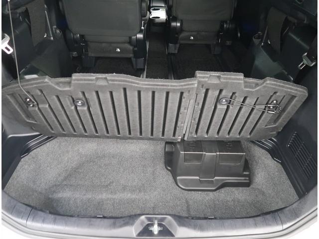 ヴォクシー ハイブリッドＺＳ　煌ＩＩ　衝突被害軽減装置　ＳＤナビ　フルセグ　ＣＤ　ＤＶＤ　ＵＳＢ　ＨＤＭＩ　Ｂｌｕｅｔｏｏｔｈ　後席モニター　ドラレコ　シートヒーター　純正アルミ　両側電動スライドドア　ＥＴＣ２．０　バックカメラ（22枚目）