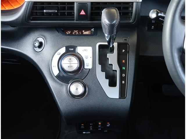 シエンタ ハイブリッドＧ　純正ナビ　全周囲カメラ　衝突被害軽減　ＥＴＣ　クルーズコントロール　コーナーセンサー　スマートキー　ＬＥＤヘッドライト　オートハイビーム　車線逸脱警報（11枚目）