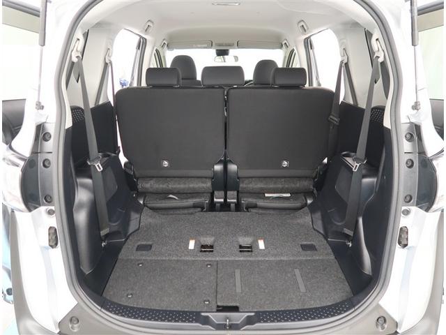 シエンタ ハイブリッドＧ　純正ナビ　全周囲カメラ　衝突被害軽減　ＥＴＣ　クルーズコントロール　コーナーセンサー　スマートキー　ＬＥＤヘッドライト　オートハイビーム　車線逸脱警報（17枚目）