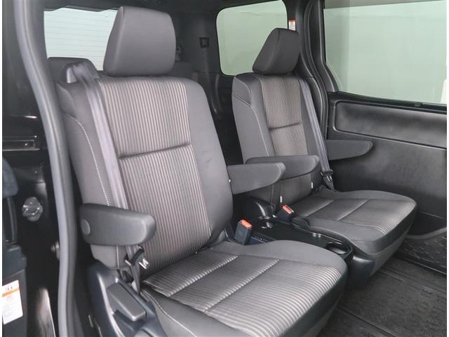 ヴォクシー ハイブリッドＺＳ　煌ＩＩ　純正１０型ナビ　純正１２型後席モニター　バックカメラ　両側電動スライドドア　ＥＴＣ　Ｂｌｕｅｔｏｏｔｈ　ＬＥＤヘッドライト　フォグライト　オートハイビーム　ステアリングスイッチ　クルーズコントロール（16枚目）