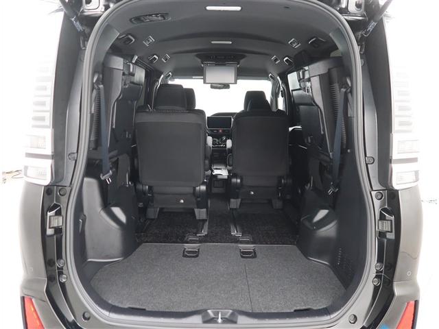 ヴォクシー ハイブリッドＺＳ　煌ＩＩ　純正１０型ナビ　純正１２型後席モニター　バックカメラ　両側電動スライドドア　ＥＴＣ　Ｂｌｕｅｔｏｏｔｈ　ＬＥＤヘッドライト　フォグライト　オートハイビーム　ステアリングスイッチ　クルーズコントロール（20枚目）