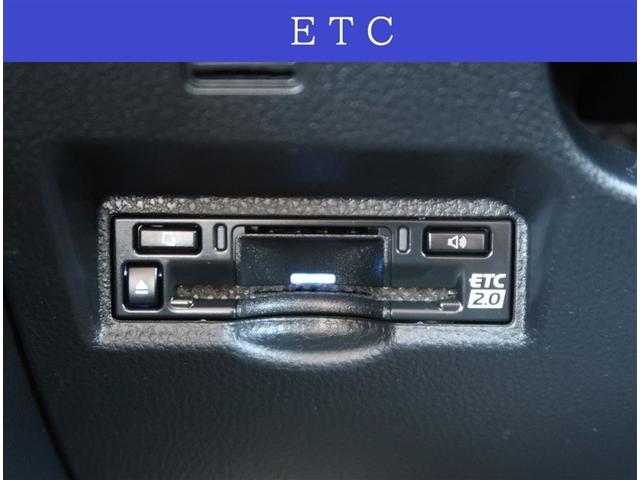 ノア ハイブリッドZ 純正10.5型ディスプレイオーディオ 純正14型後席モニター フルセグTV CD+DVD再生 Bluetooth・USB・HDMI接続 バックカメラ ETC2.0 LEDヘッドライト シートヒーター(9枚目)