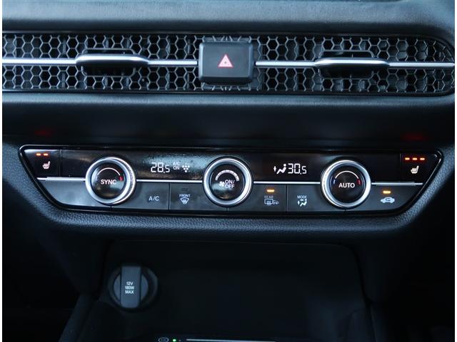 �y�G�A�R���z�G�A�R���͍��E�Ɨ��ŉ��x���߂��\�ȃI�[�g�G�A�R���ɂȂ�܂��B