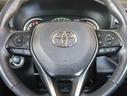【機能】ステアリングにはオーディオ操作が可能なスイッチやクルーズコントロール、ヒーター機能が付いています。