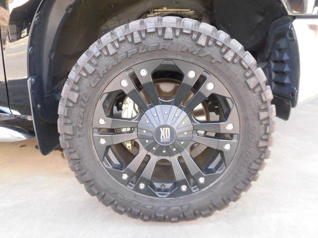クルーマックス タンドラグレード5.7 V8 4WD(16枚目)