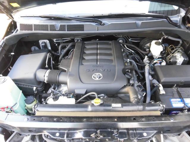 クルーマックス タンドラグレード5.7 V8 4WD(17枚目)