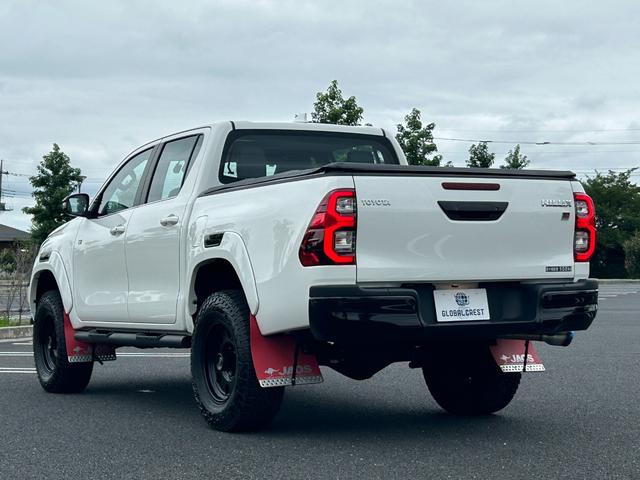 ハイラックス Ｚ　ＧＲスポーツ　１オーナー　禁煙　運転支援　ＪＡＯＳリフトアップ・サイドステップ・スキッドバー　ＪＡＯＳマフラー　荷台ＬＩＮＥ－Ｘ塗装　ＧＲ純正８型ディスプレイオ－ディオ・全周囲モニタ　レ－ダ－クルコン　ＥＴＣ２．０（12枚目）