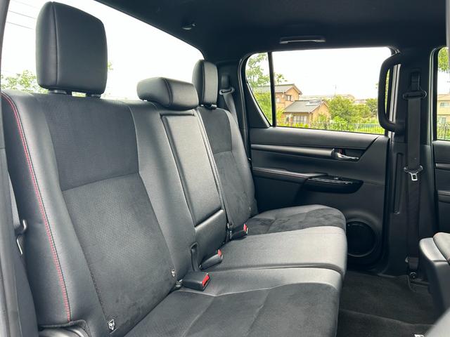 ハイラックス Ｚ　ＧＲスポーツ　１オーナー　禁煙　運転支援　ＪＡＯＳリフトアップ・サイドステップ・スキッドバー　ＪＡＯＳマフラー　荷台ＬＩＮＥ－Ｘ塗装　ＧＲ純正８型ディスプレイオ－ディオ・全周囲モニタ　レ－ダ－クルコン　ＥＴＣ２．０（18枚目）