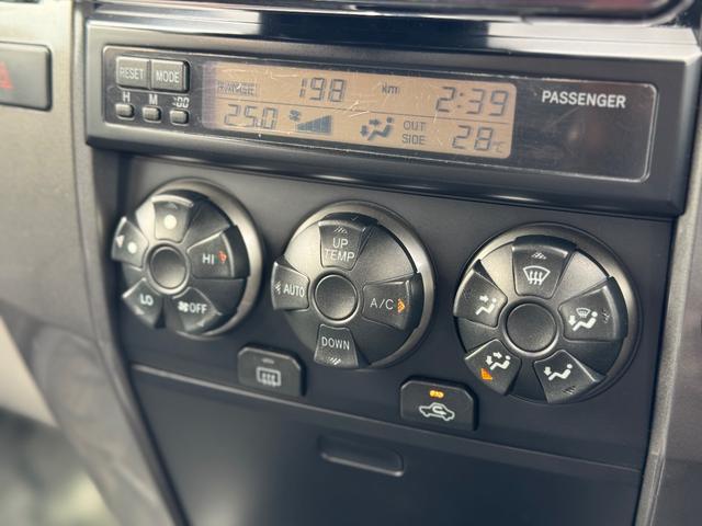 ハイラックスサーフ ＳＳＲ－Ｘリミテッド　修復歴無　最終型　特別仕様車　ＦＬＥＸ２インチアップサス　ＬＥＸＸＥＬ１７ＡＷ　ルーフレール　前後フォグ　ｓｔｒａｄａ９型ナビ・ＴＶ　バックカメラ　１００Ｖ電源　黒革調シートカバー　茶木目ステアリング（30枚目）