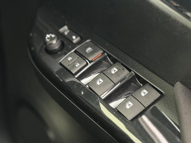 ハイラックス Ｚ　後期型　禁煙　ワンオーナー　運転支援　足廻・ボディーリフトアップ　ＧＩ★ＧＥＡＲオーバーフェンダー・サイドステップ　ＲＡＹＳ１７ＡＷ　７型ナビ・Ｂカメラ・ＢＴ　レーダークルコン　コーナーセンサ　ＥＴＣ（36枚目）