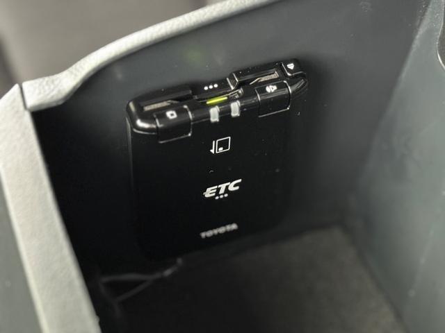 ハイラックス Ｚ　後期型　禁煙　ワンオーナー　運転支援　足廻・ボディーリフトアップ　ＧＩ★ＧＥＡＲオーバーフェンダー・サイドステップ　ＲＡＹＳ１７ＡＷ　７型ナビ・Ｂカメラ・ＢＴ　レーダークルコン　コーナーセンサ　ＥＴＣ（37枚目）