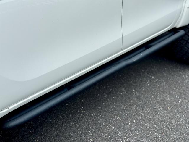 ハイラックス Ｚ　後期型　禁煙　ワンオーナー　運転支援　足廻・ボディーリフトアップ　ＧＩ★ＧＥＡＲオーバーフェンダー・サイドステップ　ＲＡＹＳ１７ＡＷ　７型ナビ・Ｂカメラ・ＢＴ　レーダークルコン　コーナーセンサ　ＥＴＣ（52枚目）