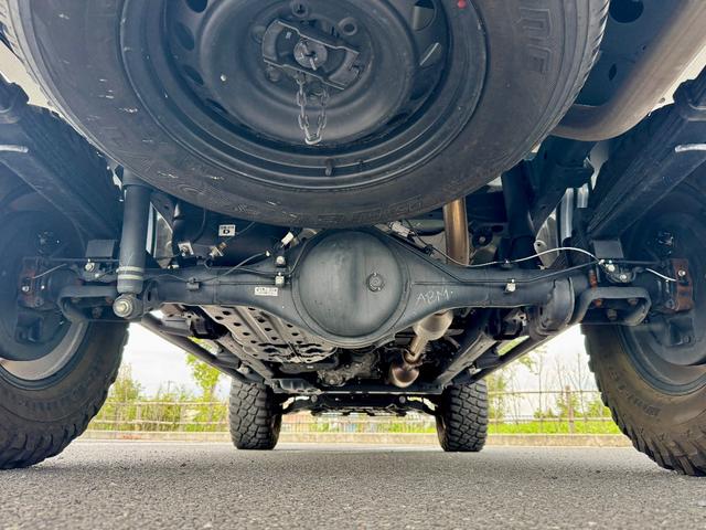 ハイラックス Ｚ　後期型　禁煙　ワンオーナー　運転支援　足廻・ボディーリフトアップ　ＧＩ★ＧＥＡＲオーバーフェンダー・サイドステップ　ＲＡＹＳ１７ＡＷ　７型ナビ・Ｂカメラ・ＢＴ　レーダークルコン　コーナーセンサ　ＥＴＣ（59枚目）