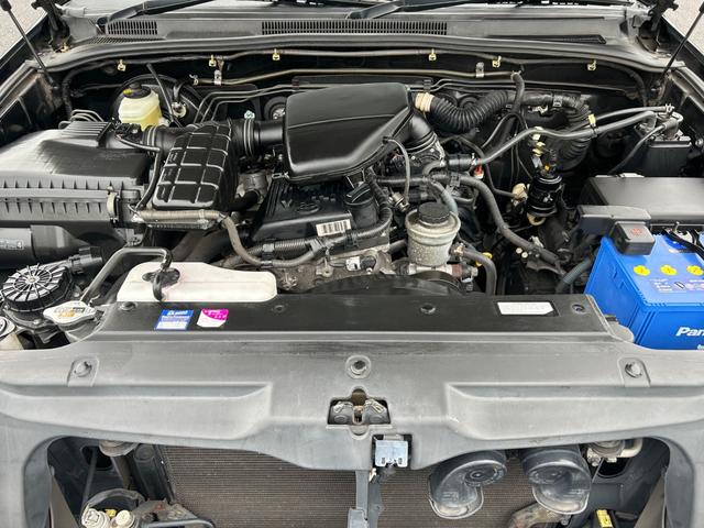ハイラックスサーフ ＳＳＲ－Ｘリミテッド　ワンオーナー　後期型　４ＷＤ・２．７００ＣＣ　修復無　特別仕様　ＪＡＯＳ前後ハーフエアロ　ＢＦＧｏｏｄｒｉｃｈＡ／Ｔ　ＴＲＤマフラー　電動サンルーフ　ルーフレール　サイドステップ　ＨＤＤナビ・Ｂカメラ（64枚目）