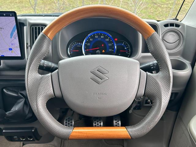 エブリイ ジョインターボ　修復歴無　５速Ｍ／Ｔ　社外リフトアップ　Ｐｌｕｓｌｉｎｅ前後バンパ　ＤＥＡＮ１６ＡＷ　ＳＵＮＡＵＴＯヒッチメンバ－　ル－フラック　ベットキット　黒革調シ－トカバ－　社外１０型ナビ・ＴＶ・ＢＴ・Ｂカメラ（33枚目）