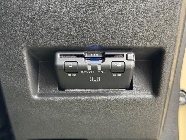 ジムニー XC 修復歴無 DAMDtheROOTSグリル 社外足廻リフトアップサス APIO16inchAW LEDヘッドライト carrozzeria7型ディスプレイオーディオ・Bカメラ シートヒーター 背面タイヤ(39枚目)