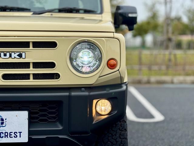 ジムニー XC 修復歴無 DAMDtheROOTSグリル 社外足廻リフトアップサス APIO16inchAW LEDヘッドライト carrozzeria7型ディスプレイオーディオ・Bカメラ シートヒーター 背面タイヤ(41枚目)