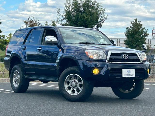 ハイラックスサーフ ＳＳＲ－Ｘ　後期型　修復無　社外足廻リフトアップ　ＳＨＶＥＬサス　ＲＡＮＣＨＯショック　ラテラルロッド　ＦＪ純正１７インチＡＷ　ＲＥＮＥＧＡＤＥＡ／Ｔ　ｓｔｒａｄａ７型メモリナビ・フルセグ・Ｂカメラ・ＢＴ　ＥＴＣ（11枚目）