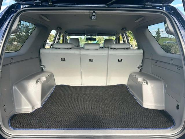 ハイラックスサーフ ＳＳＲ－Ｘ　後期型　修復無　社外足廻リフトアップ　ＳＨＶＥＬサス　ＲＡＮＣＨＯショック　ラテラルロッド　ＦＪ純正１７インチＡＷ　ＲＥＮＥＧＡＤＥＡ／Ｔ　ｓｔｒａｄａ７型メモリナビ・フルセグ・Ｂカメラ・ＢＴ　ＥＴＣ（22枚目）