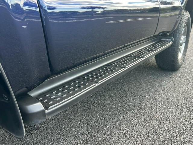 ハイラックスサーフ ＳＳＲ－Ｘ　後期型　修復無　社外足廻リフトアップ　ＳＨＶＥＬサス　ＲＡＮＣＨＯショック　ラテラルロッド　ＦＪ純正１７インチＡＷ　ＲＥＮＥＧＡＤＥＡ／Ｔ　ｓｔｒａｄａ７型メモリナビ・フルセグ・Ｂカメラ・ＢＴ　ＥＴＣ（46枚目）