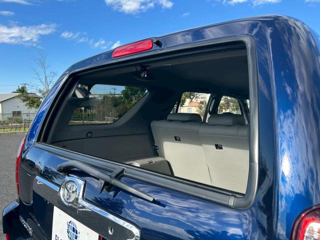 ハイラックスサーフ ＳＳＲ－Ｘ　後期型　修復無　社外足廻リフトアップ　ＳＨＶＥＬサス　ＲＡＮＣＨＯショック　ラテラルロッド　ＦＪ純正１７インチＡＷ　ＲＥＮＥＧＡＤＥＡ／Ｔ　ｓｔｒａｄａ７型メモリナビ・フルセグ・Ｂカメラ・ＢＴ　ＥＴＣ（48枚目）