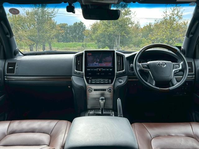 ランドクルーザー ZX 修復歴無 Grgoセキュリティ エアサス 純正20AW サンル-フ 純正SD9型ナビ・TV 18スピーカー 全周囲カメラ 茶革シート 冷暖房パワーシート シートメモリー ステアリングヒーター クルコン(13枚目)