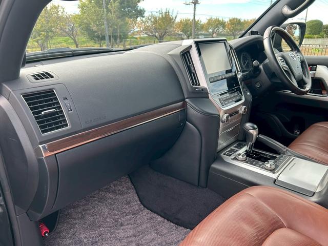 ランドクルーザー ZX 修復歴無 Grgoセキュリティ エアサス 純正20AW サンル-フ 純正SD9型ナビ・TV 18スピーカー 全周囲カメラ 茶革シート 冷暖房パワーシート シートメモリー ステアリングヒーター クルコン(15枚目)